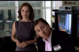 Герои фильма "Теория лжи" ведут допрос