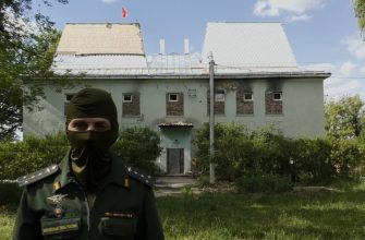 разведчик в музее героев